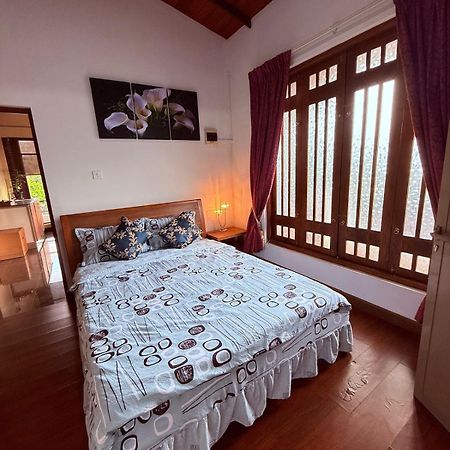 Resident View Homestay Kandy Exteriör bild