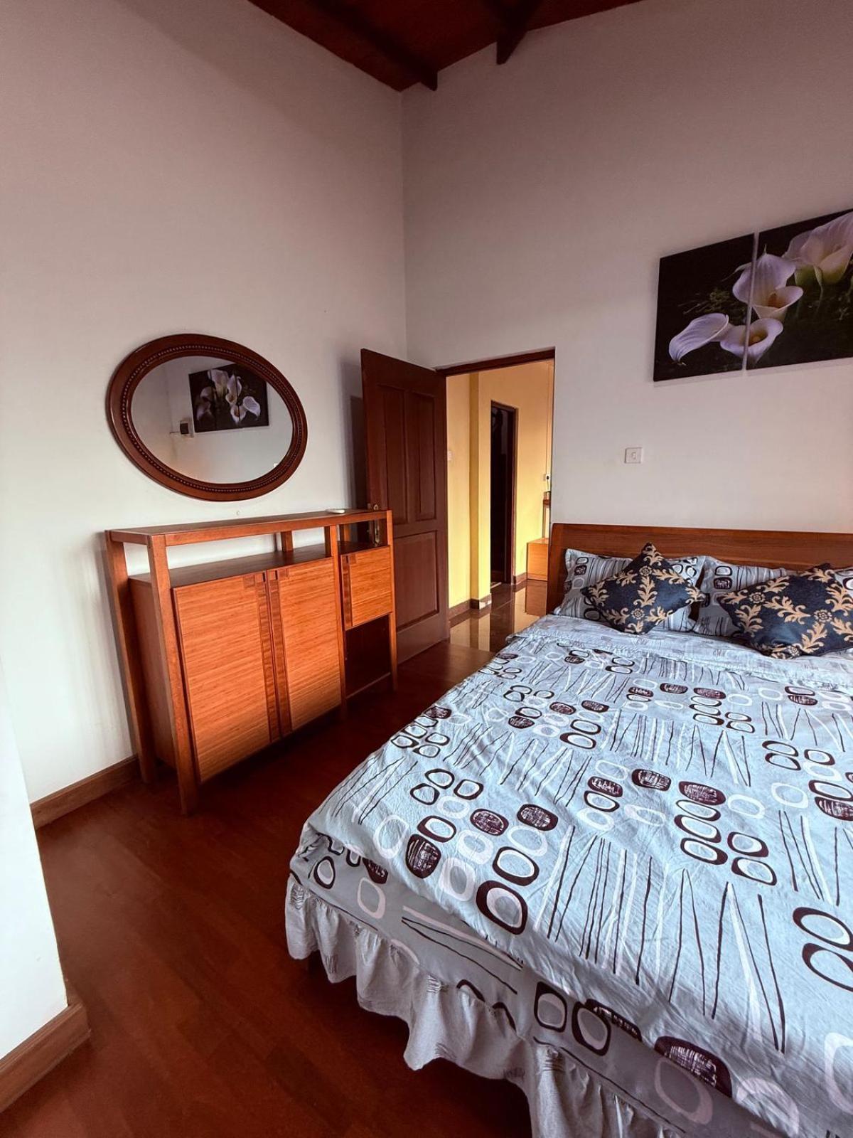 Resident View Homestay Kandy Exteriör bild