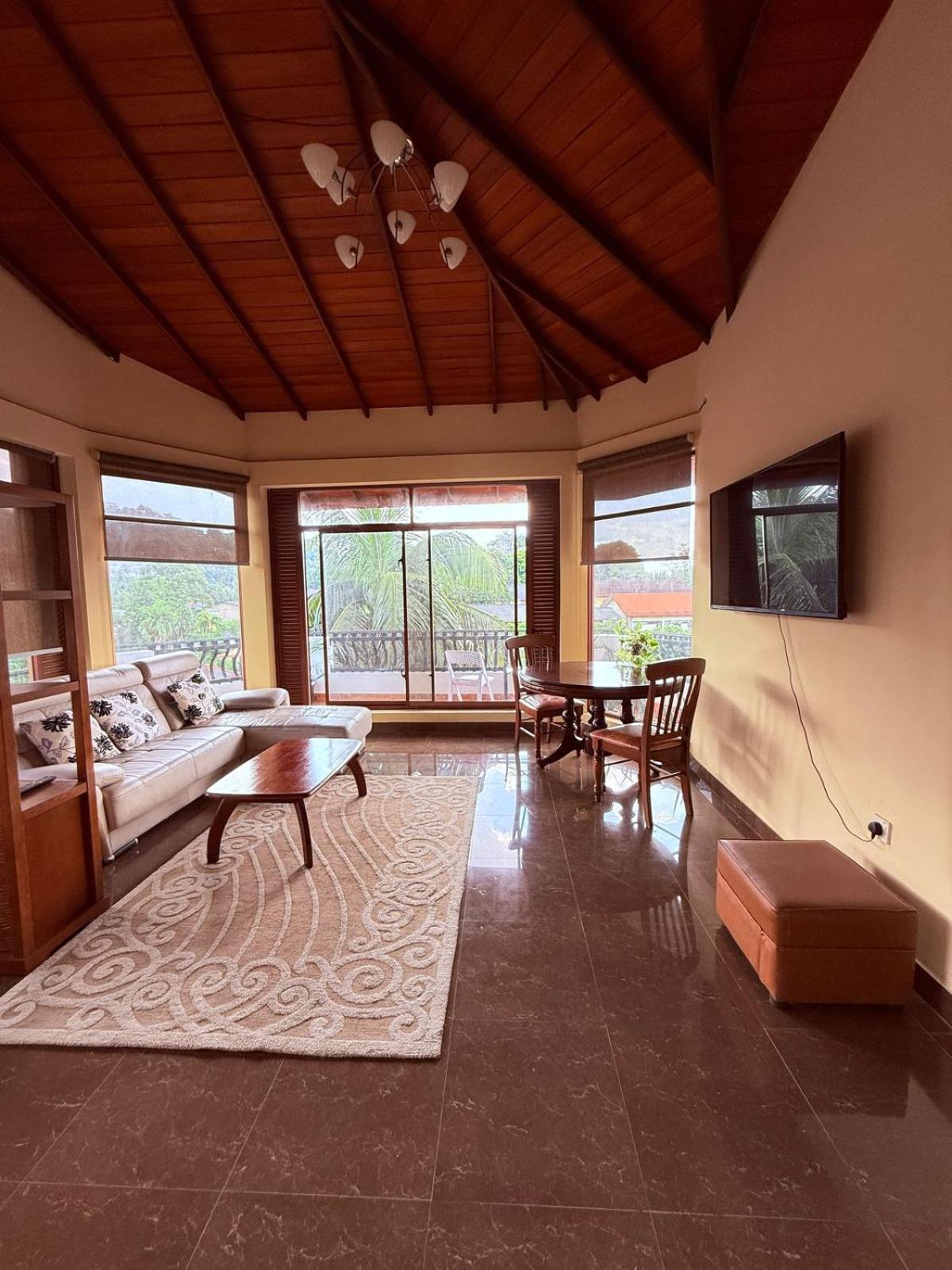 Resident View Homestay Kandy Exteriör bild