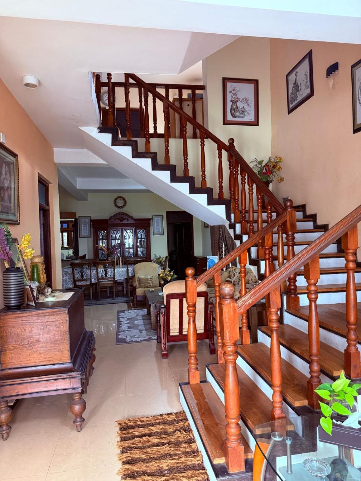 Resident View Homestay Kandy Exteriör bild