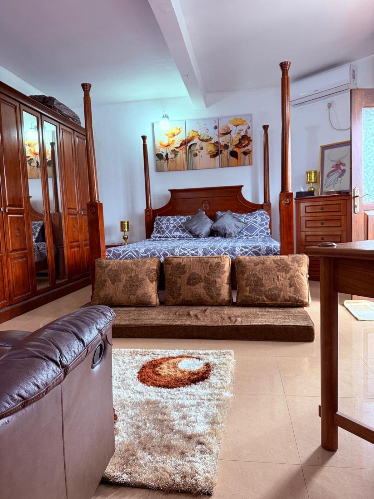 Resident View Homestay Kandy Exteriör bild